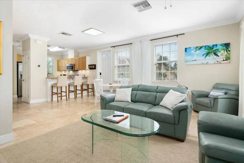 Квартира, 1216 м², 547 000$ — FAKTOR